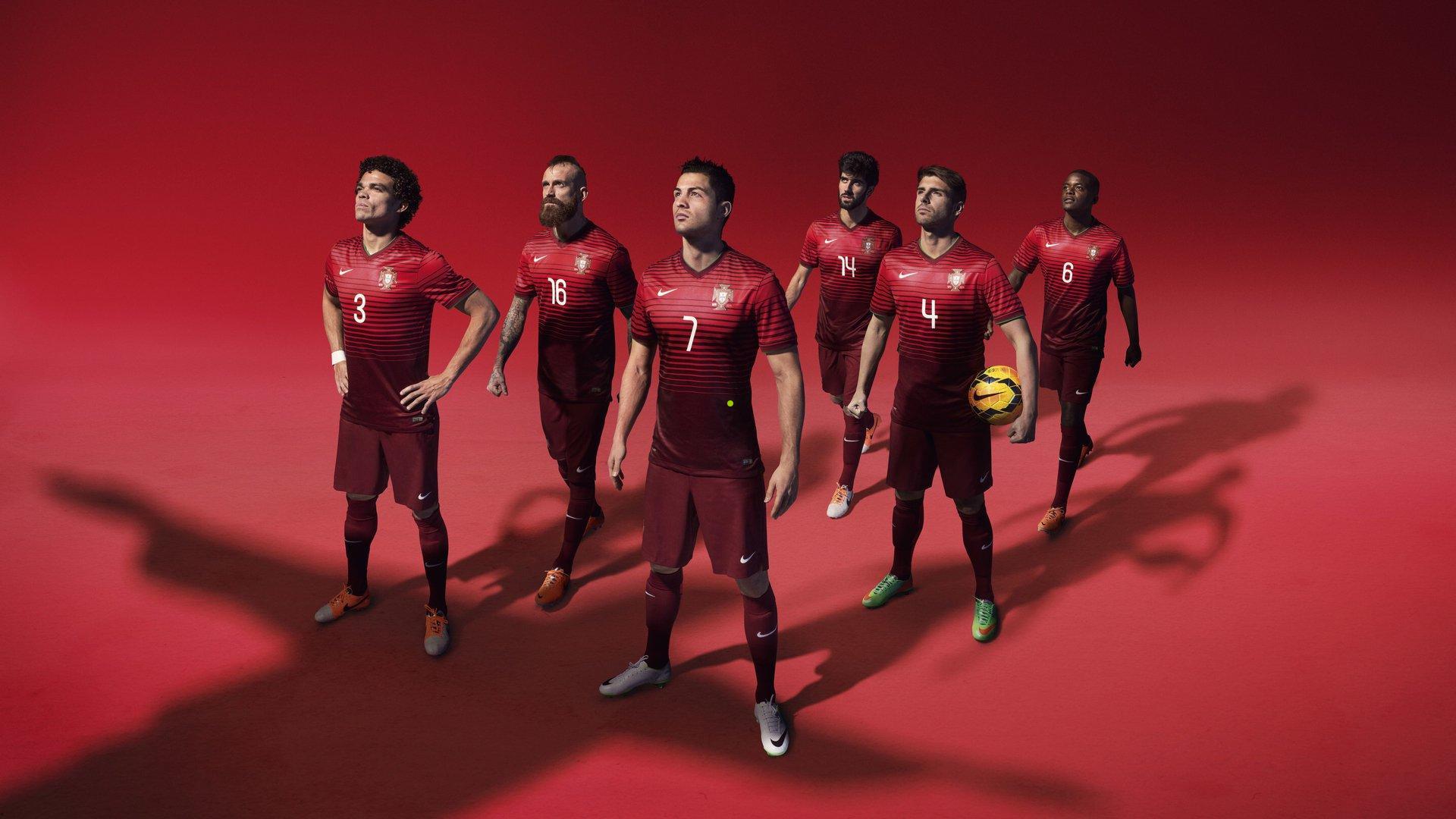 体育荣耀绽放,艾哈迈多夫获授乌兹别克斯坦功勋运动员称号,总统亲自颁奖表彰卓越贡献