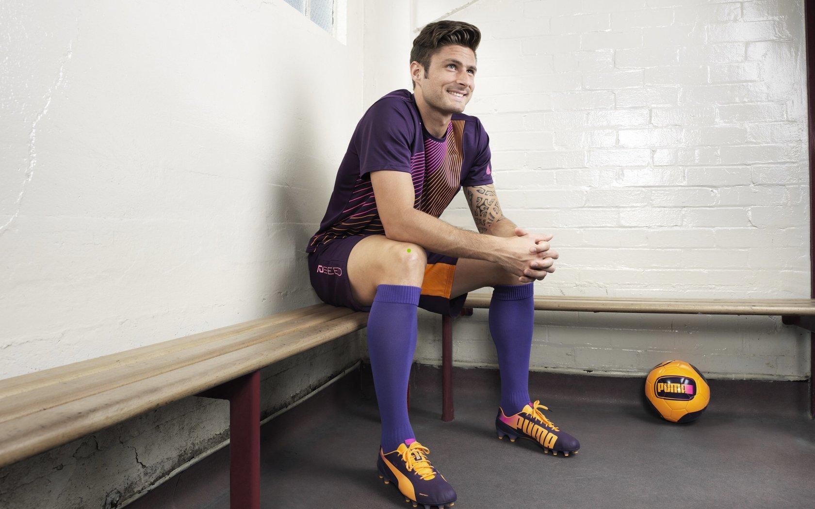 皇马防线告急！英超两大顶级中卫成引援焦点